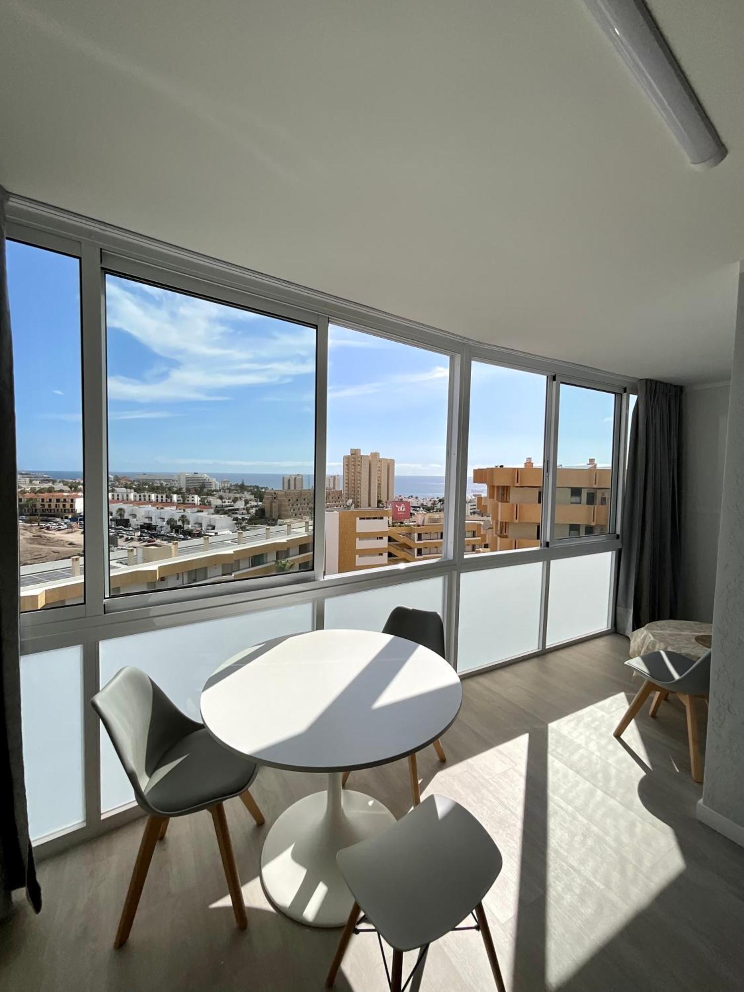Sweet Ocean View Apartment Playa de las Americas (Tenerife)